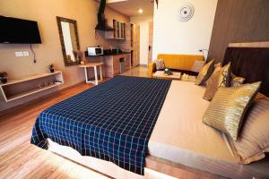 Richas Home at Gaur Mall