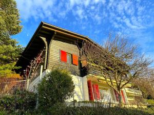 SwissHut Stunning Views Alps & Lake - Chalet Schärme