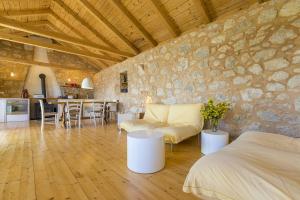 Einzigartiges mediterranes Steinhaus mit Meerblick, Chillout-Bereich, Bike, BBQ, WiFi
