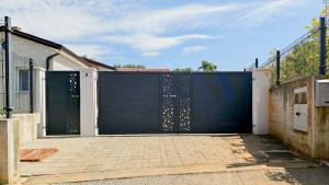 Mediterranes Ferienhaus mit privatem Garten, Grillbereich, Waschmaschine - hundefreundlich 