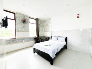 Lemon Hotel