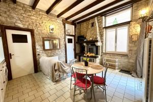 Maisons de vacances Maison de pecheur atypique Les pieds dans l’eau : photos des chambres