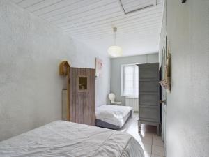 Maisons de vacances Ideal pour 2 adultes et 3 enfants - Longeville sur Mer : photos des chambres