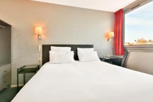 Hotels Bristol Logis Cit'Hotel Perigueux Centre : Chambre Double