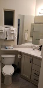 038 Dine & Unwind Tiny Home near Grand Canyon South Rim