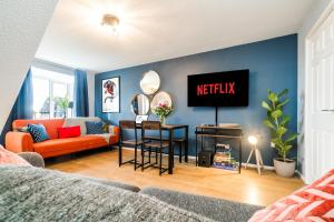 Clover Court Lovely 2 bed cottage with garden