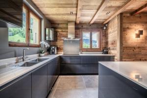 Chalet Kerasia Morzine - by EMERALD STAY