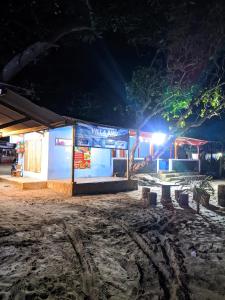 VILLA BIRU PANTAI GOA LANGIR Sawarna