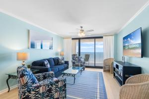 Windward Pointe Condominiums