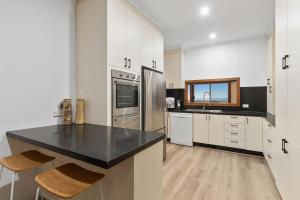 Martins Bay View Retreat