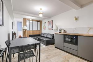 Sentier Historical Center V Saint-Denis Greneta