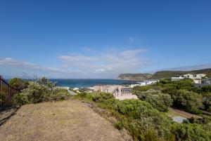 Oceans Edge Holiday Villa