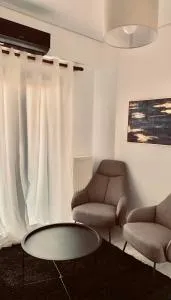 Aelin Living - Kríon Nerón