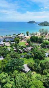 Koh Mak Living