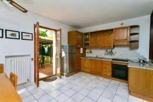 N142 - Numana, deliziosa villetta con giardino