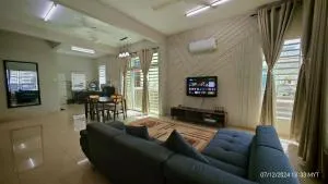 Homestay Qasrina Semi D 4 Bilik - Kampong Sungai Korok