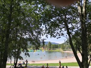 Chalets Cabanon : photos des chambres