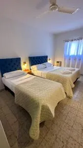 Hotel Garay - 阿肖海