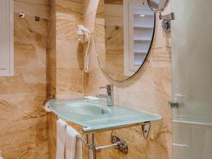 Single Room (1 Adult) room in Grupotel Playa Camp de Mar - Adults Only