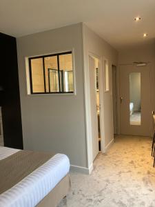 Hotels Logis Hotel Restaurant des Voyageurs : photos des chambres