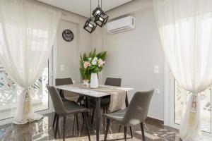 Brand New Building Deluxe Apartments With Parking Nearby Train