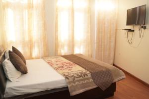 Hotel Chail Hill & Restaurant