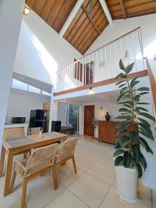 Harmony Mezzanine 2 in Pererenan Canggu Bali, I Feel Good Villa 2