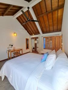 Hideaway Mezzanine 3 in Pererenan Canggu Bali, I Feel Good Villa 3