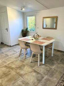 Villa dans un Camping - Le Joyau du Camping