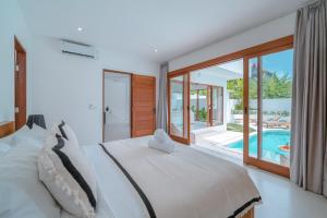 Villa KARMA - Modern & Luxury 3BR Villa - Canggu Beah