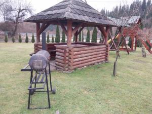 Верховинська Хата