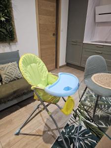 Appartements La Dame - Parking prive - Proche GE Alstom : photos des chambres