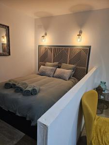 La Dame - Parking Privé GRATUIT Proche GE Alstom & Centre-Ville