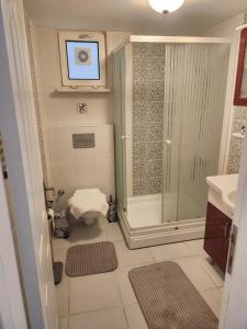 KADIKOY merkezi konumda