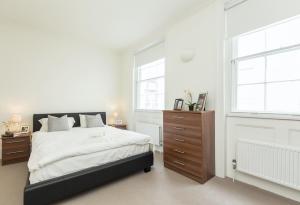 Covent Garden 2BR - Urban Chic Apartment