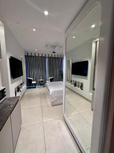 Zebra Luxe Loft Studio with patio