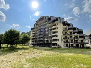 Appartements Confortable T2 avec balcon au coeur de la station, proche pistes et commerces - FR-1-787-80 : Appartement