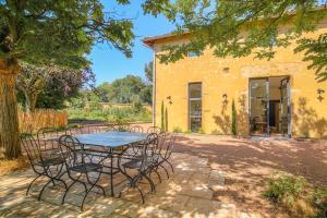 Maisons de vacances Cuvage des Pierres Dorees - Beaujolais : photos des chambres