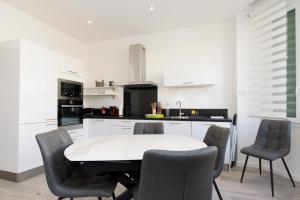 Modern Jaurès-Center-Clim-Wifi-Festival