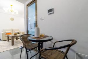 Lush, city views, serene 1bed Nairobi Highrise