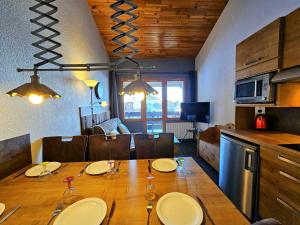 Appartement confortable 2 pièces, 6 personnes, balcon, WiFi - La Plagne - FR-1-353-152