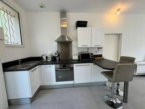 Appartements L-Olive, elegant studio en pleine nature : photos des chambres