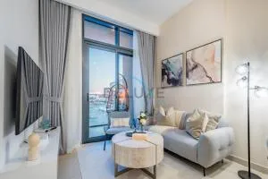 Contemporary 2BR in Azizi Park Avenue, Nad Al Sheba by Deluxe Holiday Homes - Nadd Shubayḩ