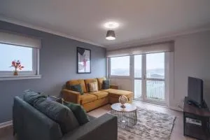 Franklin Place - 牛顿梅恩斯