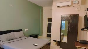 Metro Suites