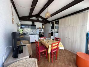 Appartement studio cabine 4 couchages ST CYPRIEN PLAGE SC380-F274