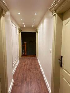 دوبليكس فاخر فيلا للايجار مفروش في ارقي اماكن لوران