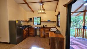 M2 Madu AC, great location!