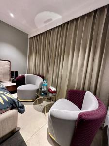 High Rise Brand New Turkish Studio with Patio - 10th Floor