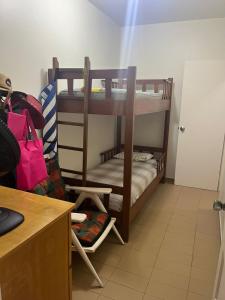 Apto Pitangueiras Pé na Areia e Vista do Mar